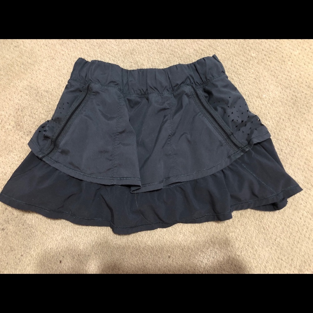 Lululemon in a flash running skirt